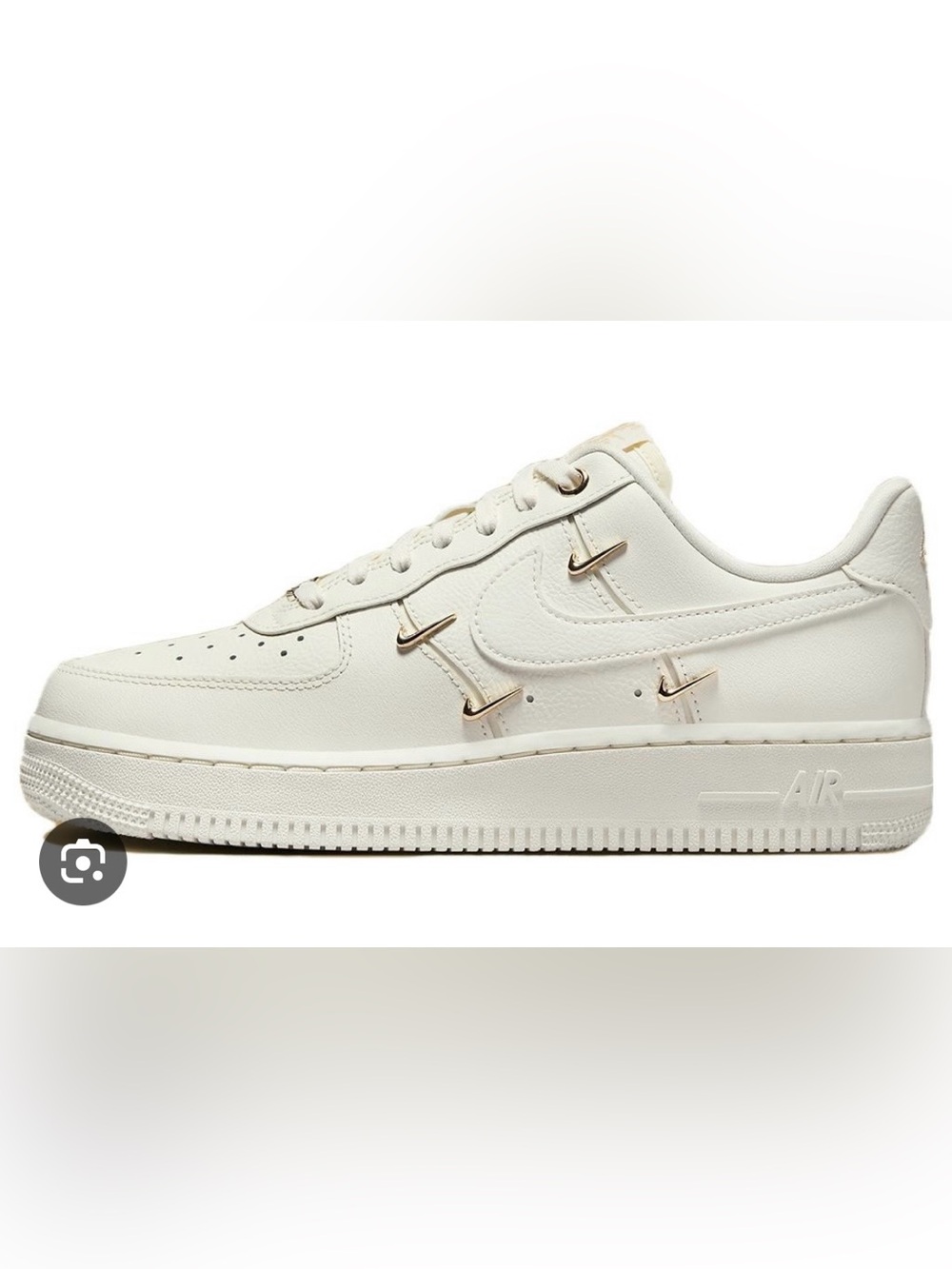 Nike Women Air Force Low Mini Swoosh Metallic Gold, 7.5